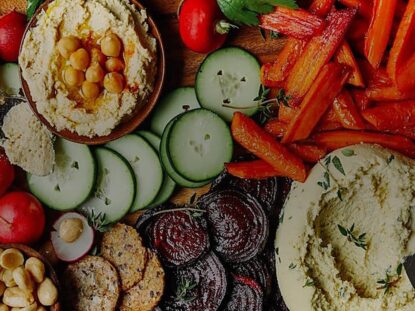 Vegetarian mezze platter — best vegetarian restaurants in Dubai